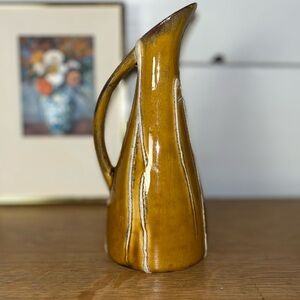 VINTAGE ST-ÉMILE “TUQUE ROUGE” CERAMIC PITCHER – Model 165